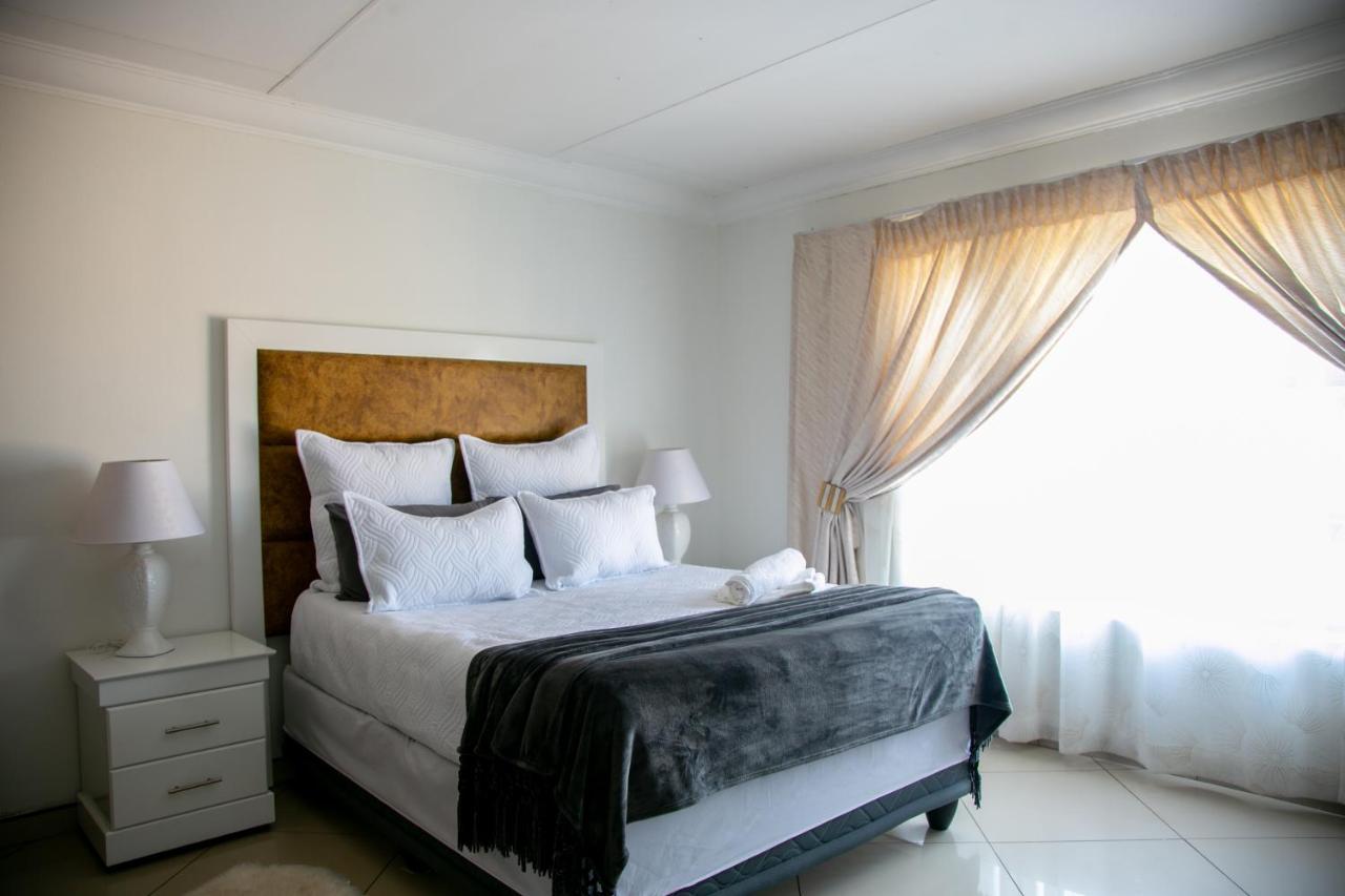 Angelocean Guest House Witbank Exterior photo