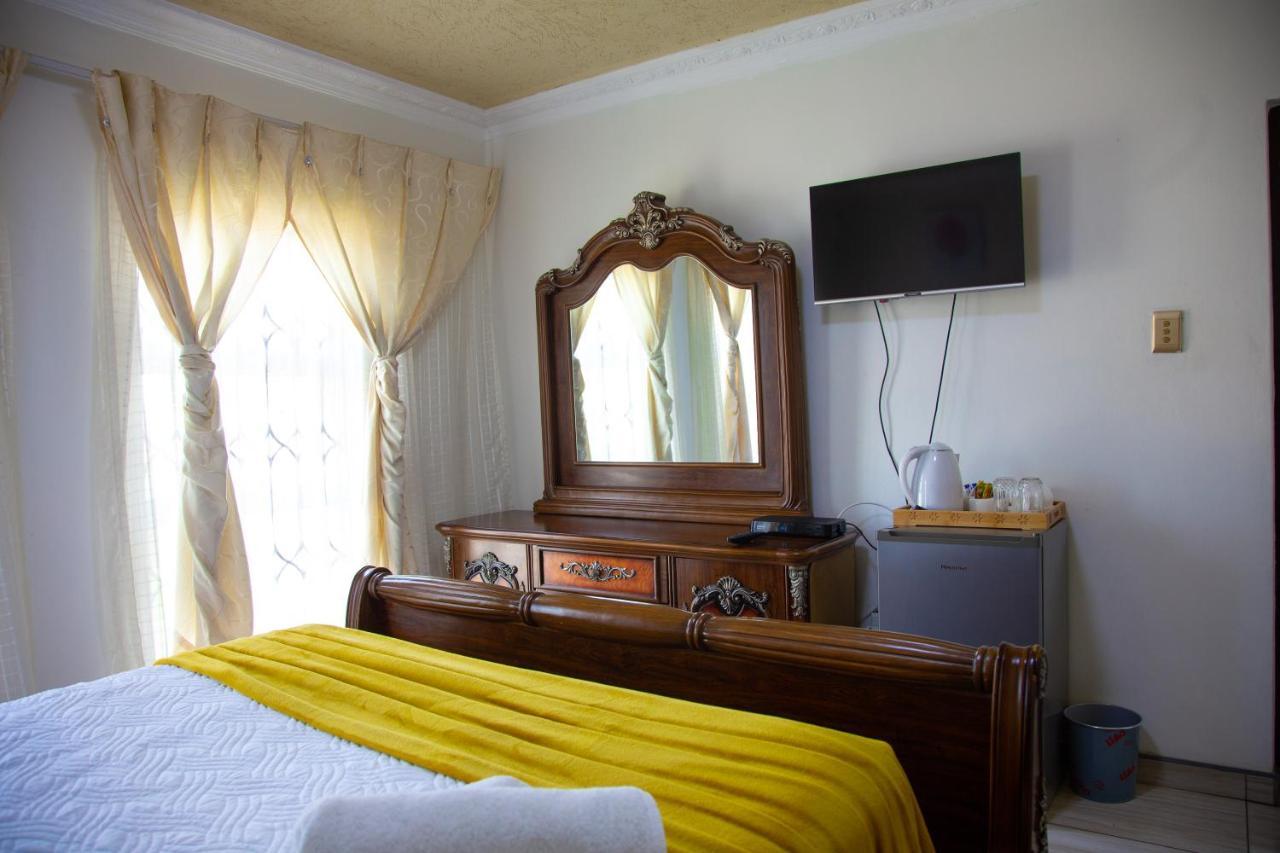Angelocean Guest House Witbank Exterior photo