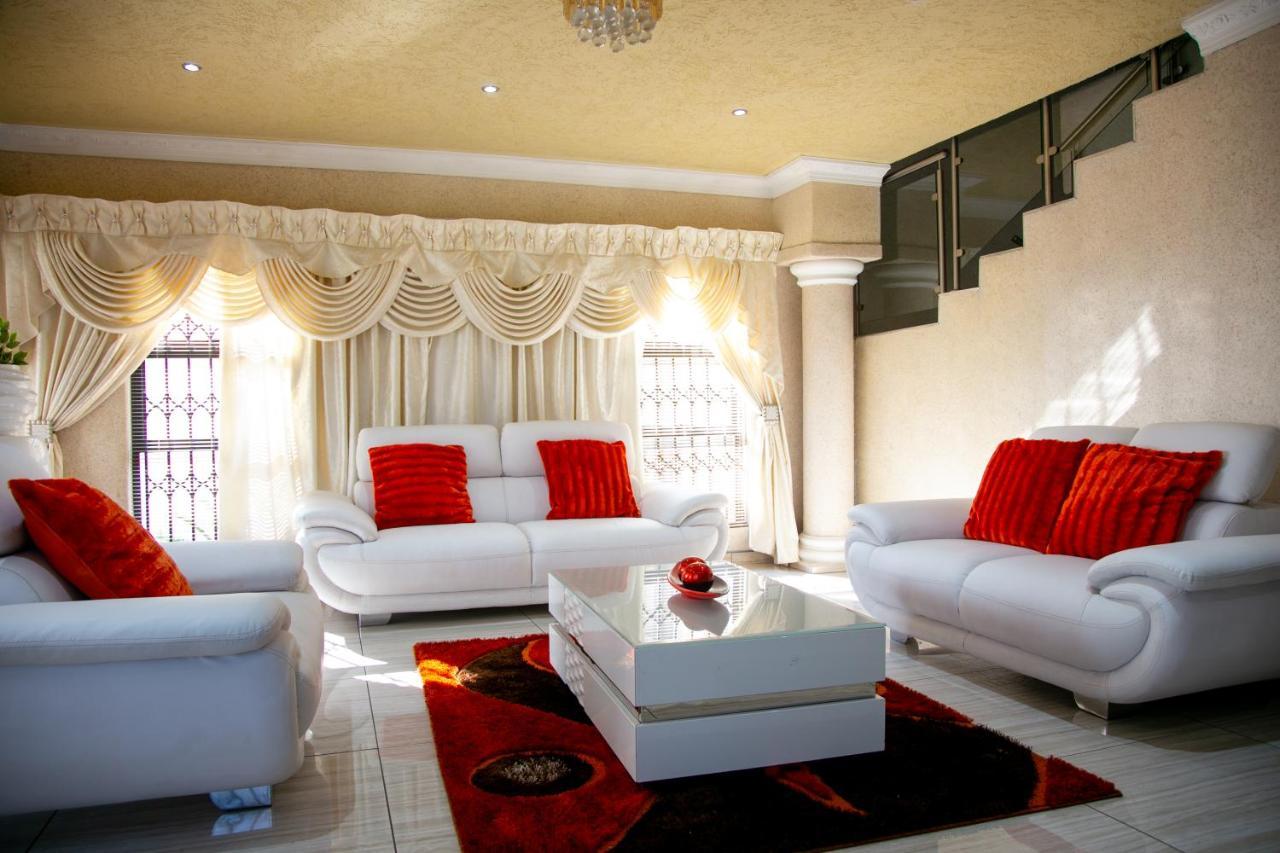 Angelocean Guest House Witbank Exterior photo