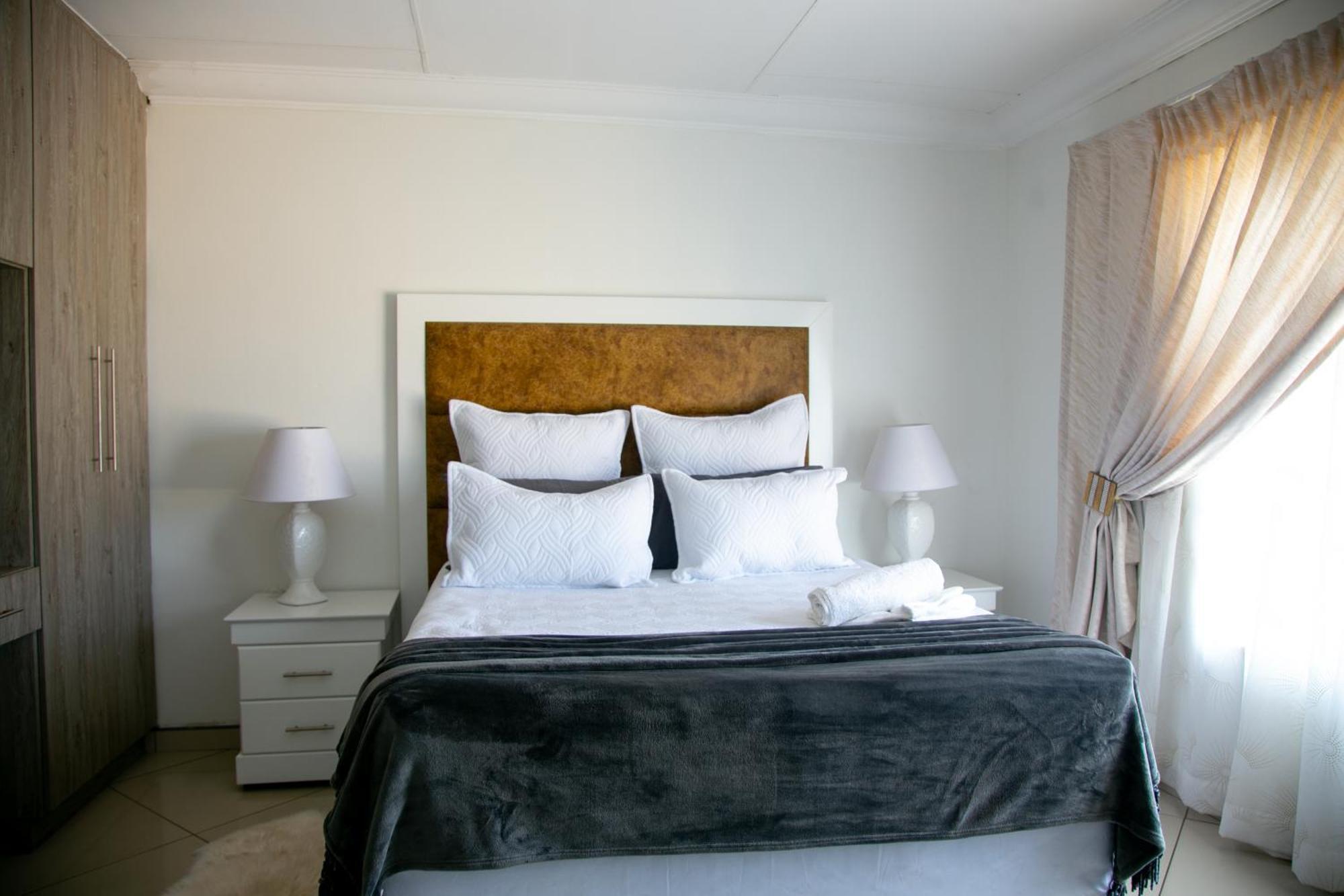 Angelocean Guest House Witbank Exterior photo